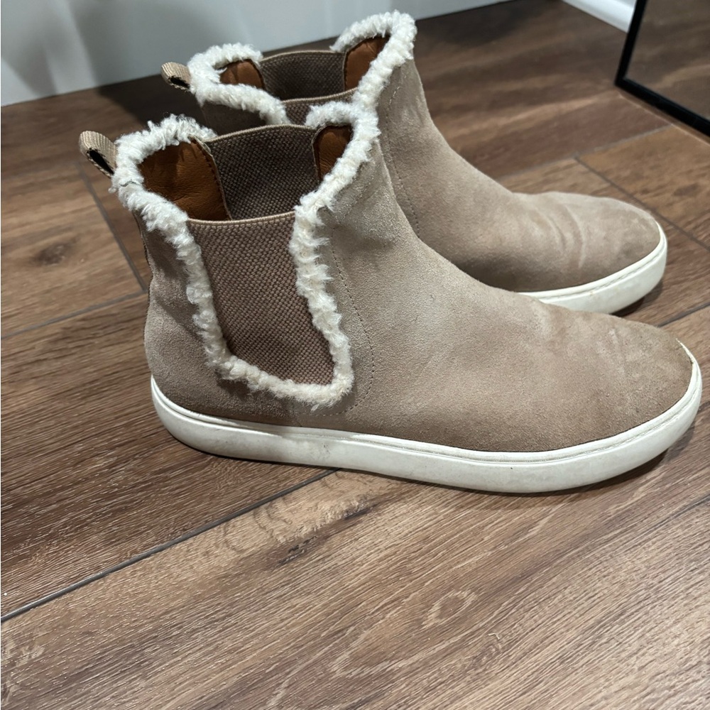 Lucky- Women's Tan Suede Ankle Boots